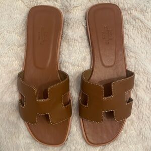 H sandal size 6 (36)